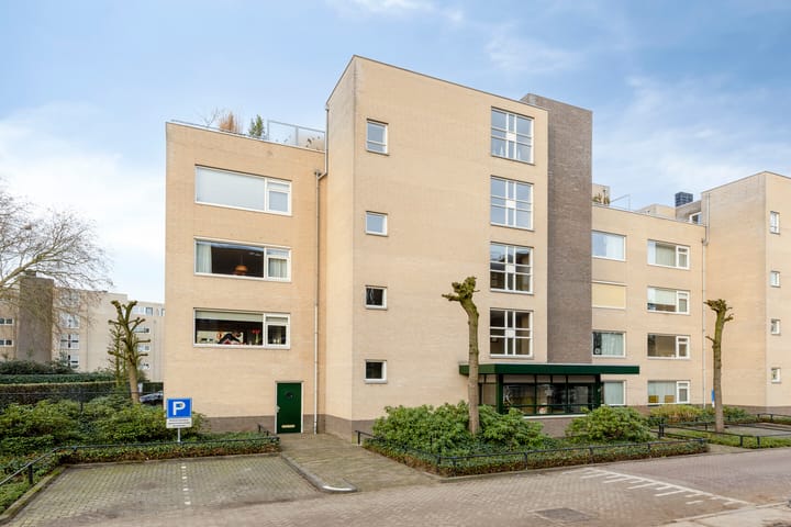 Photo of property Mr. van Coothstraat 8, Veghel