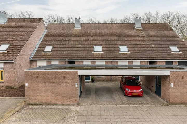 Mudaheerd 45 in Groningen