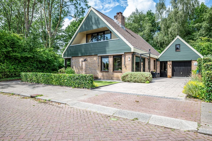 Muidenstraat 10 in Emmeloord Foto