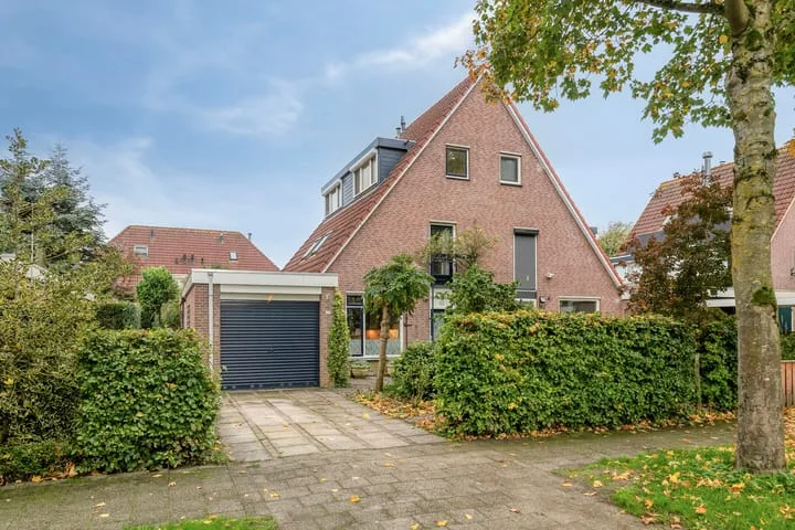 Muiderweg 17 en Zeewolde