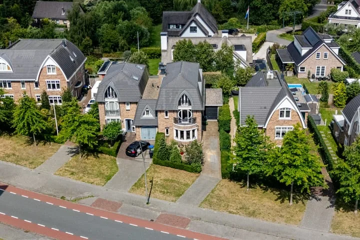 Multatulilaan 53 Voorschoten foto 2