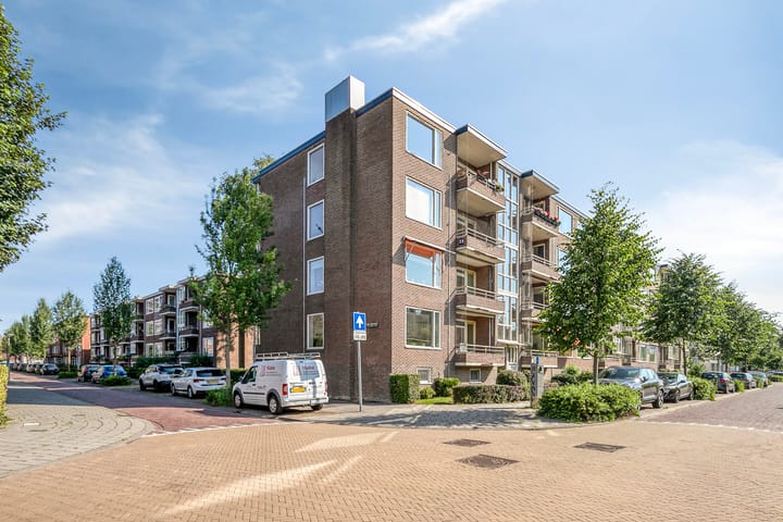 Muntinglaan 21 in Groningen foto
