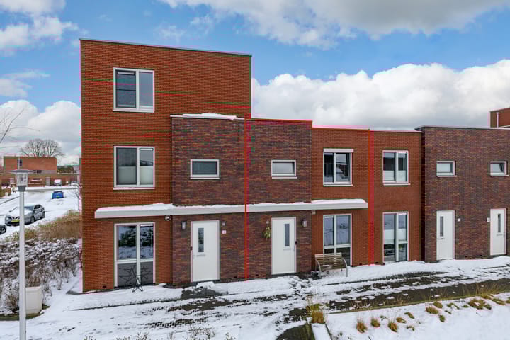 Photo of property Musicalstraat 132, Apeldoorn