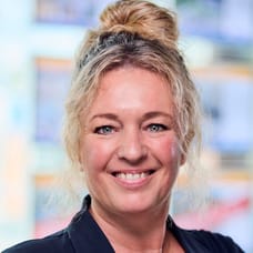 Photo de N.M.P.L. (Nancy) van der Heide-Floore - Wonen