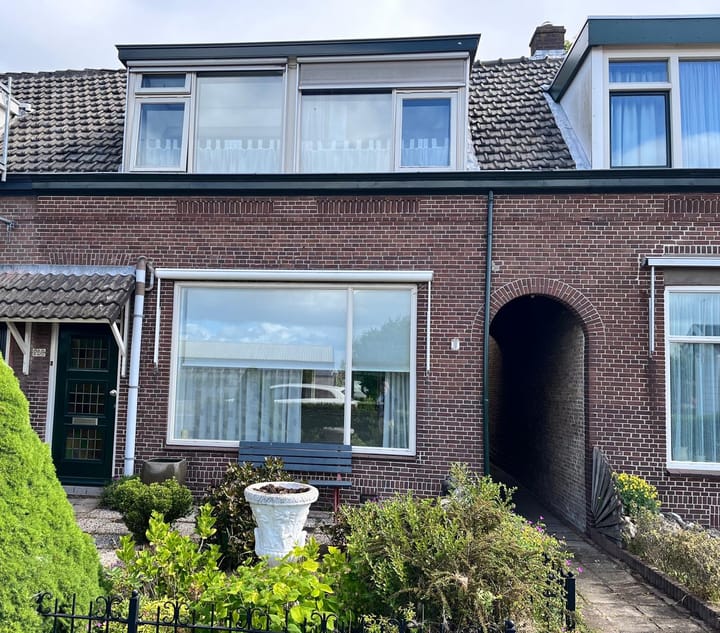 Naaldwijkseweg 268 in 's-Gravenzande photo