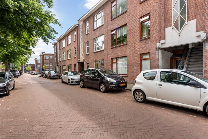 Naarderstraat 145 in 's-Gravenhage Foto