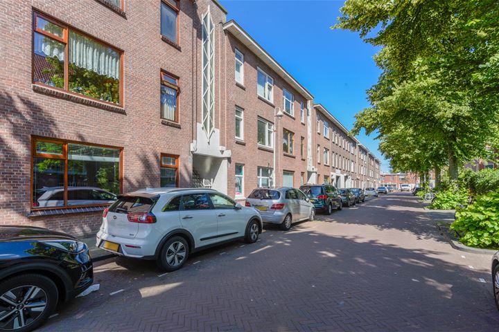 Naarderstraat 149 en 's-Gravenhage foto