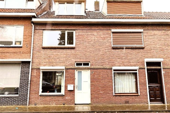 Nachtegaalstraat 4 in Tilburg Foto