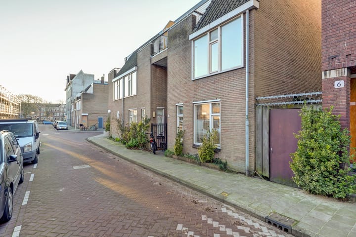Nachtegaalstraat 67 in Amsterdam photo