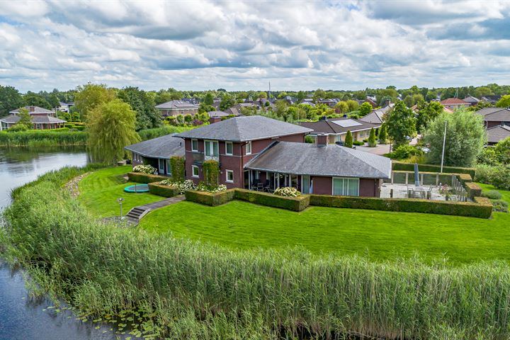 Nachtlân 102 en De Wilgen foto