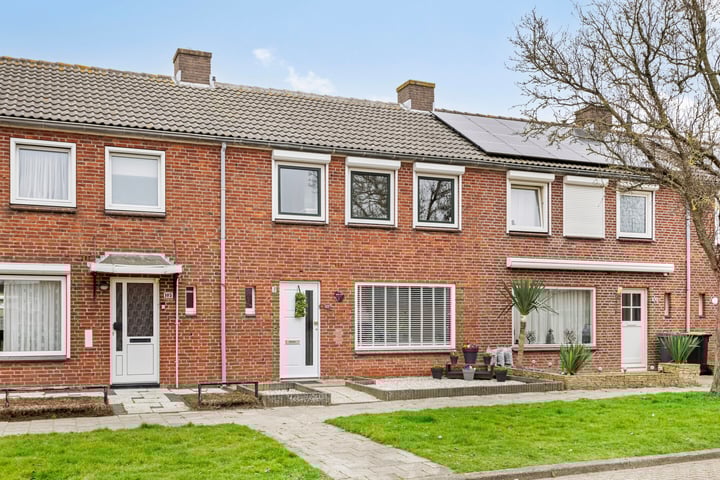 Nagelenburgsingel 107 dans Oost-Souburg photo