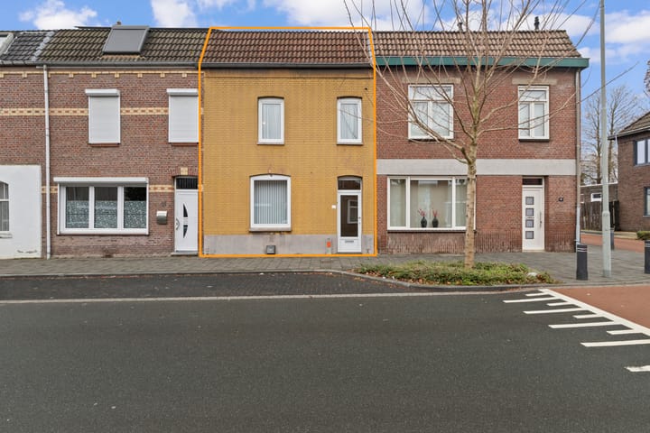 Napoleonbaan Noord 83 in Geleen Foto