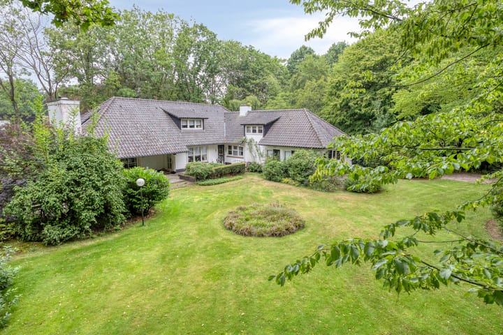 Nassaulaan 11 in Oisterwijk photo