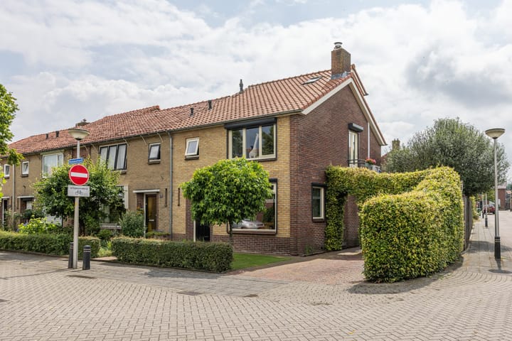 Nassaustraat 31 in Rijssen Foto