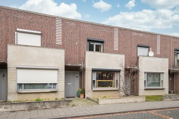 Nassaustraat 43 in Roermond photo