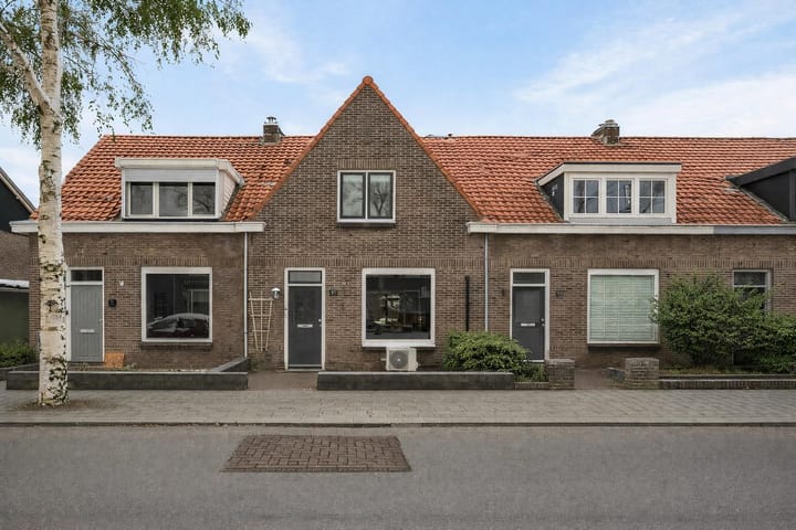 Nassaustraat 67 in Ridderkerk Foto