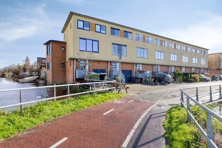 Natalie Barneykade 32 in Groningen foto