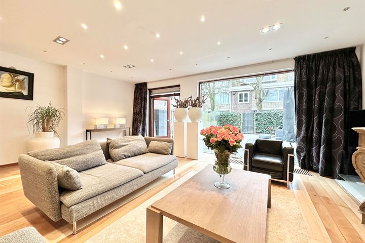 Neerkanne 68 in Amsterdam Foto