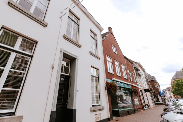 Neerstraat 65A in Roermond photo