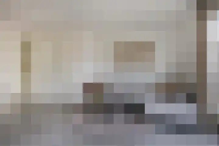 Neerwal 164 Helmond thumbnail 4