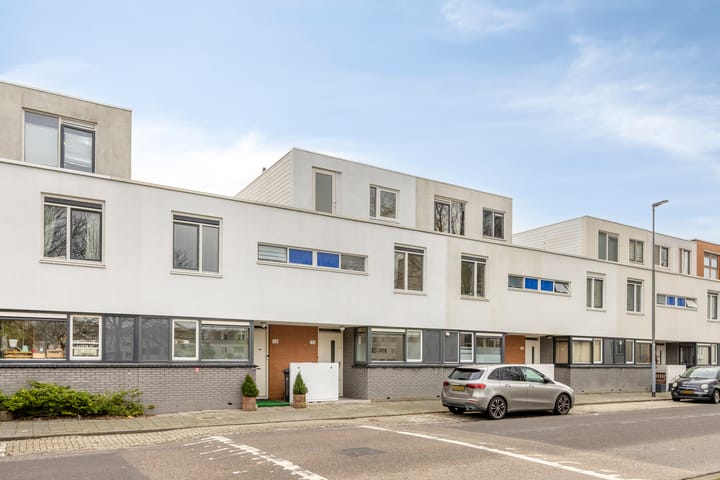 Nehrusingel 130 in Rotterdam