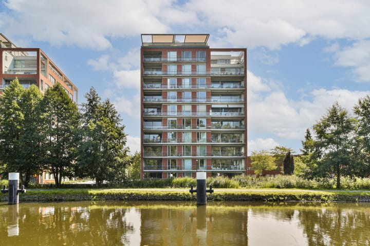 Neptunuskade 221 en Leiden foto