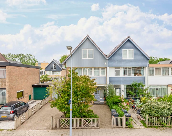 Newtonstraat 22 en Badhoevedorp foto