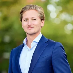 Photo of Nick Henderson