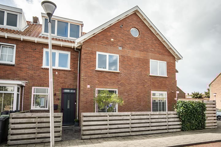 Nicolaas Beetslaan 28 in Zandvoort Foto