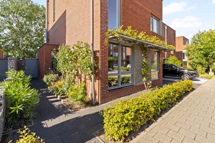 Nicolaas Beetslaan 8 in Moordrecht photo