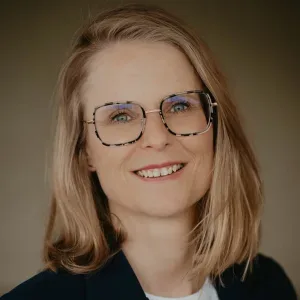 Photo of Nicole van Heel