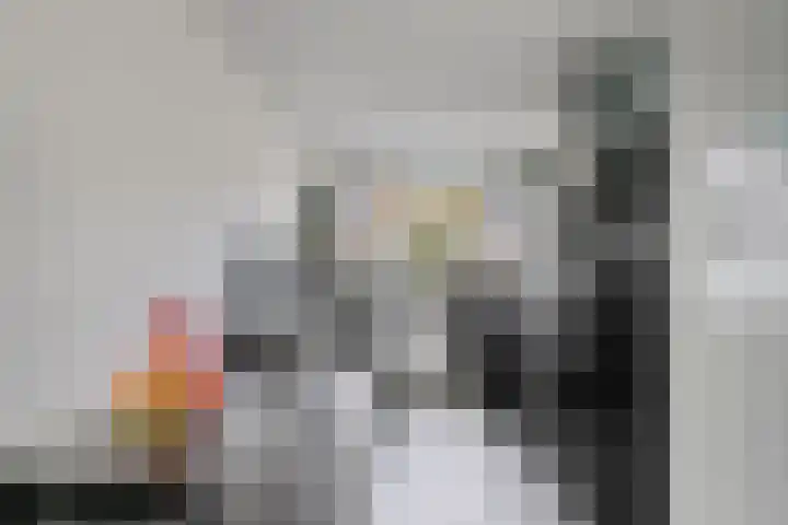 Niels Bohrhage 40 Emmeloord thumbnail 10
