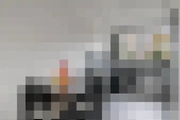 Niels Bohrhage 40 Emmeloord thumbnail 11