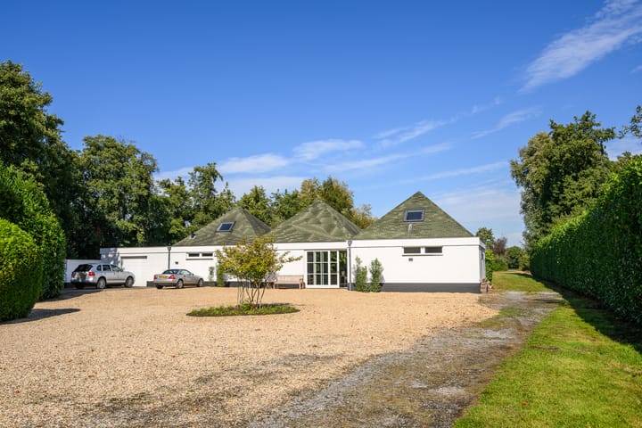 Nieuw-Loosdrechtsedijk 198a in Loosdrecht foto