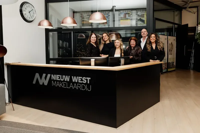 Kantoor foto van Nieuw West Makelaardij B.V.