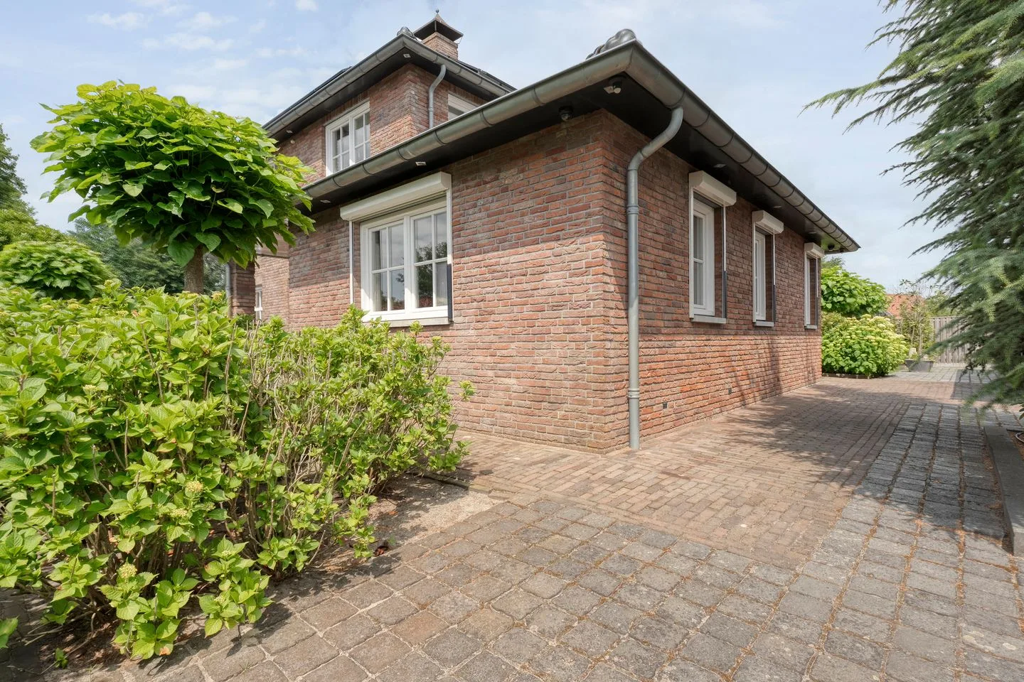 Nieuwe Daarlerveenseweg 10 Vriezenveen thumbnail 11