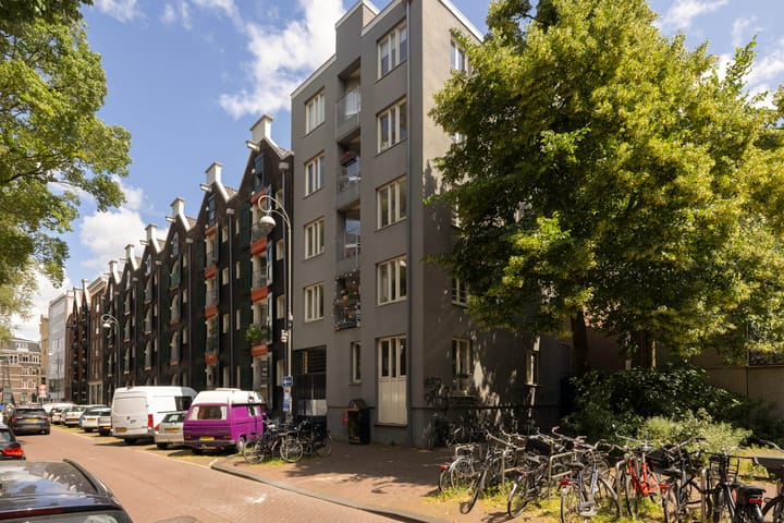 Nieuwe Uilenburgerstraat 19B in Amsterdam foto