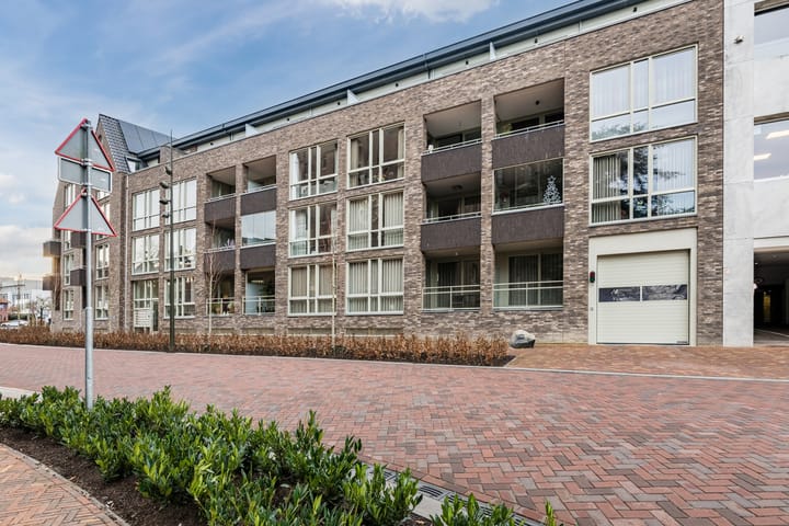 Nieuwendijk 1F dans Geldrop photo