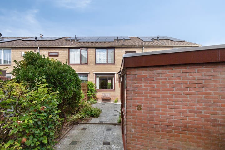 Nieuwesluisplein 3 en Heenvliet foto