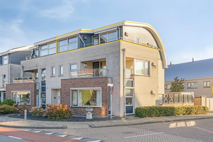 Nieuweweg 118 en Veenendaal foto