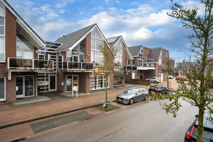 Nieuweweg 3 A Roden foto 2