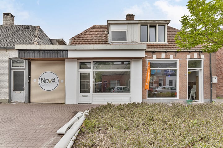 Nieuwstraat 136 in Almelo Foto