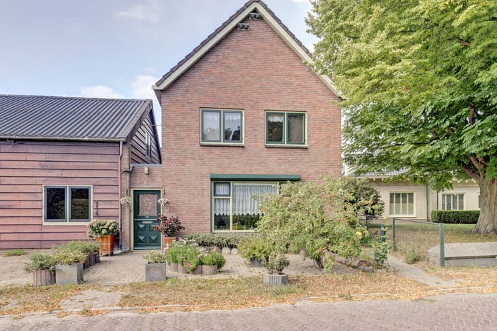 Nieuwstraat 16 in Oosterland Foto