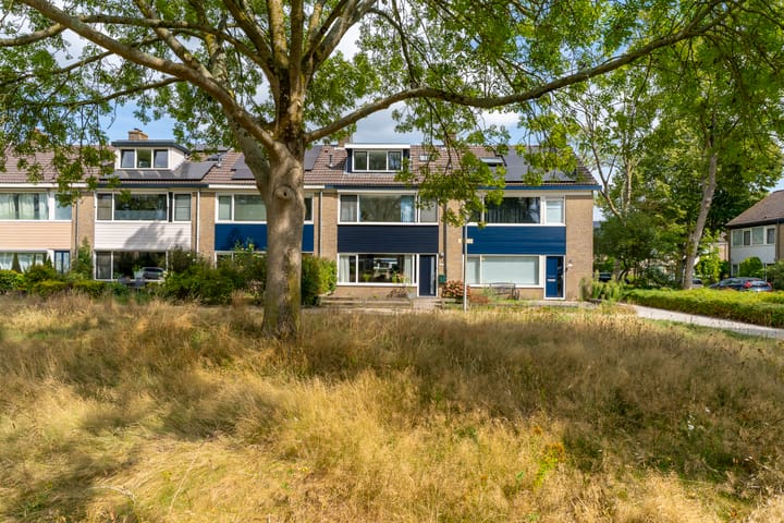 Nijenheim 2303 in Zeist photo