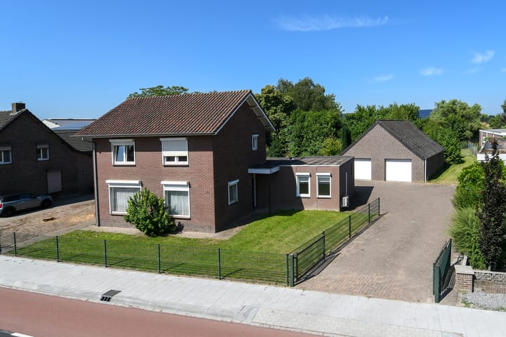 Ninnesweg 25 in Panningen Foto