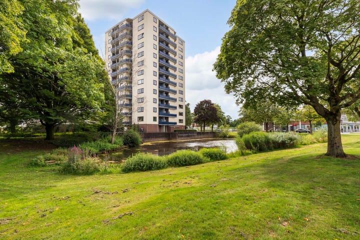 Nobelstraat 56 in Apeldoorn Foto