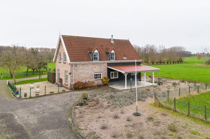 Photo of property Nolweg 36, Schelluinen