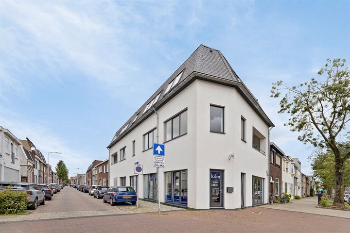 Noord-Besterdstraat 70-03 in Tilburg foto