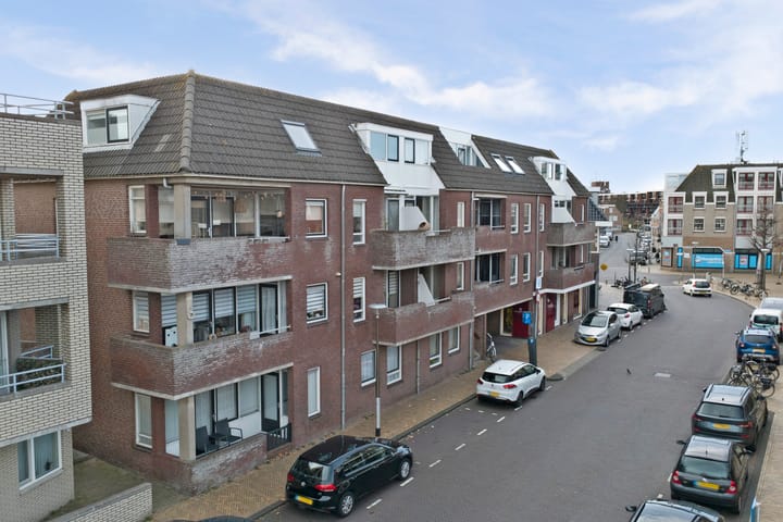 Noordeinde 25 in Katwijk Foto
