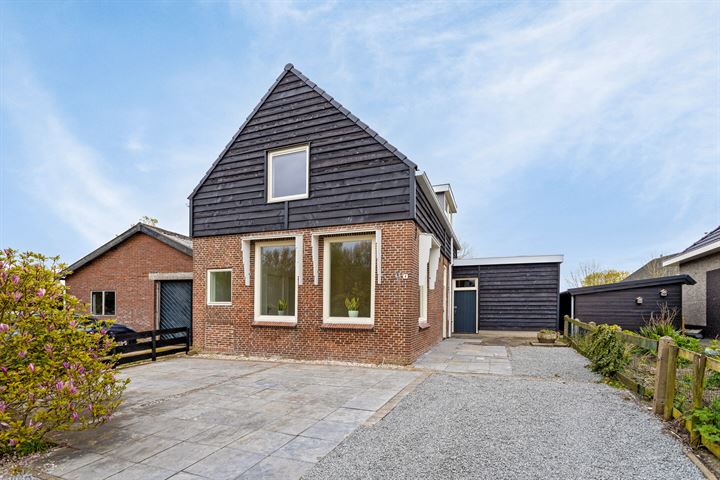 Noordeinde 4 dans St.-Jacobiparochie photo